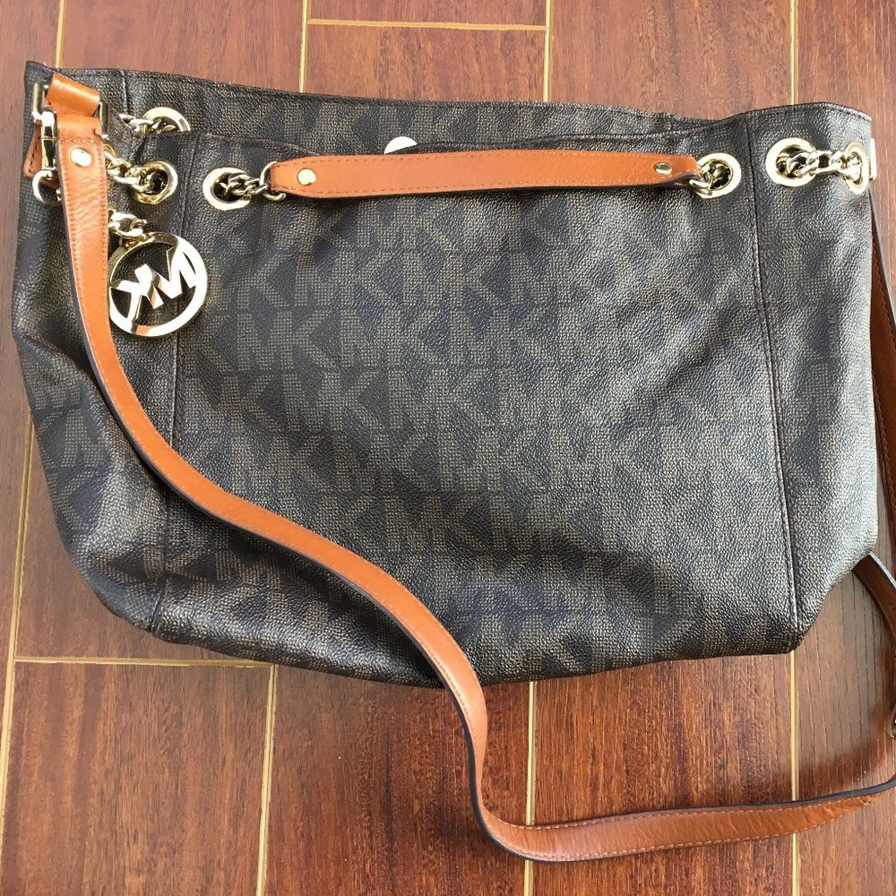 Michael Kors Shoulder Bag